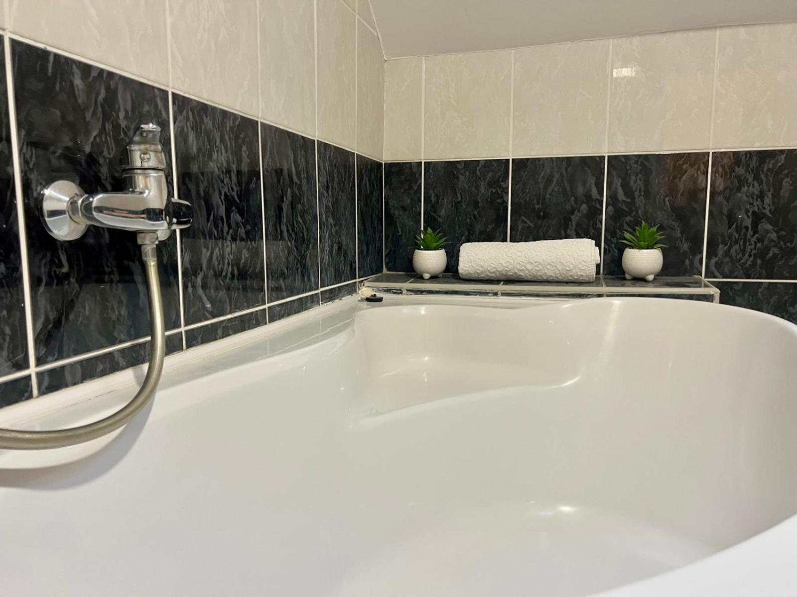 Guest House Ruza Tenja Luaran gambar